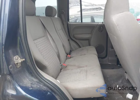 2006 Jeep Liberty Sport из США, поврежденный, VIN 1J8GL48K96W171637